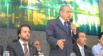 Prefeitura e Ministério das Cidades definem ações para retomada das obras do BRT